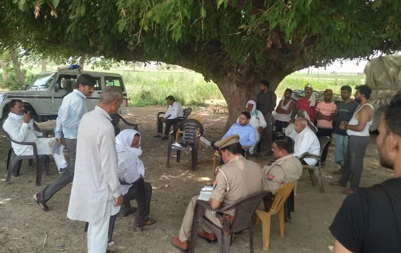 बदायूं: बिना अनुमति बनवा रहे थे मदरसा, पुलिस ने रुकवाया निर्माण कार्य