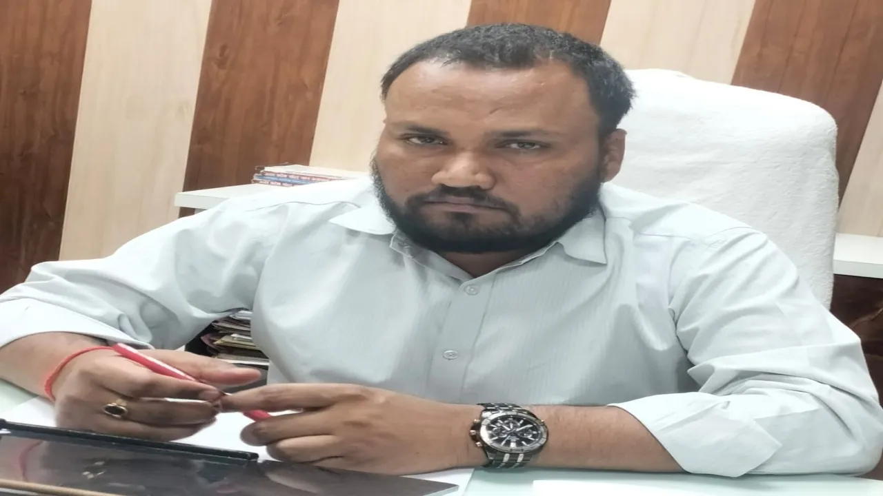 बहराइच: बिना टैक्स जमा किए सड़कों पर फर्राटा भर रहे ई रिक्शा, विभाग को हो रहा घाटा 