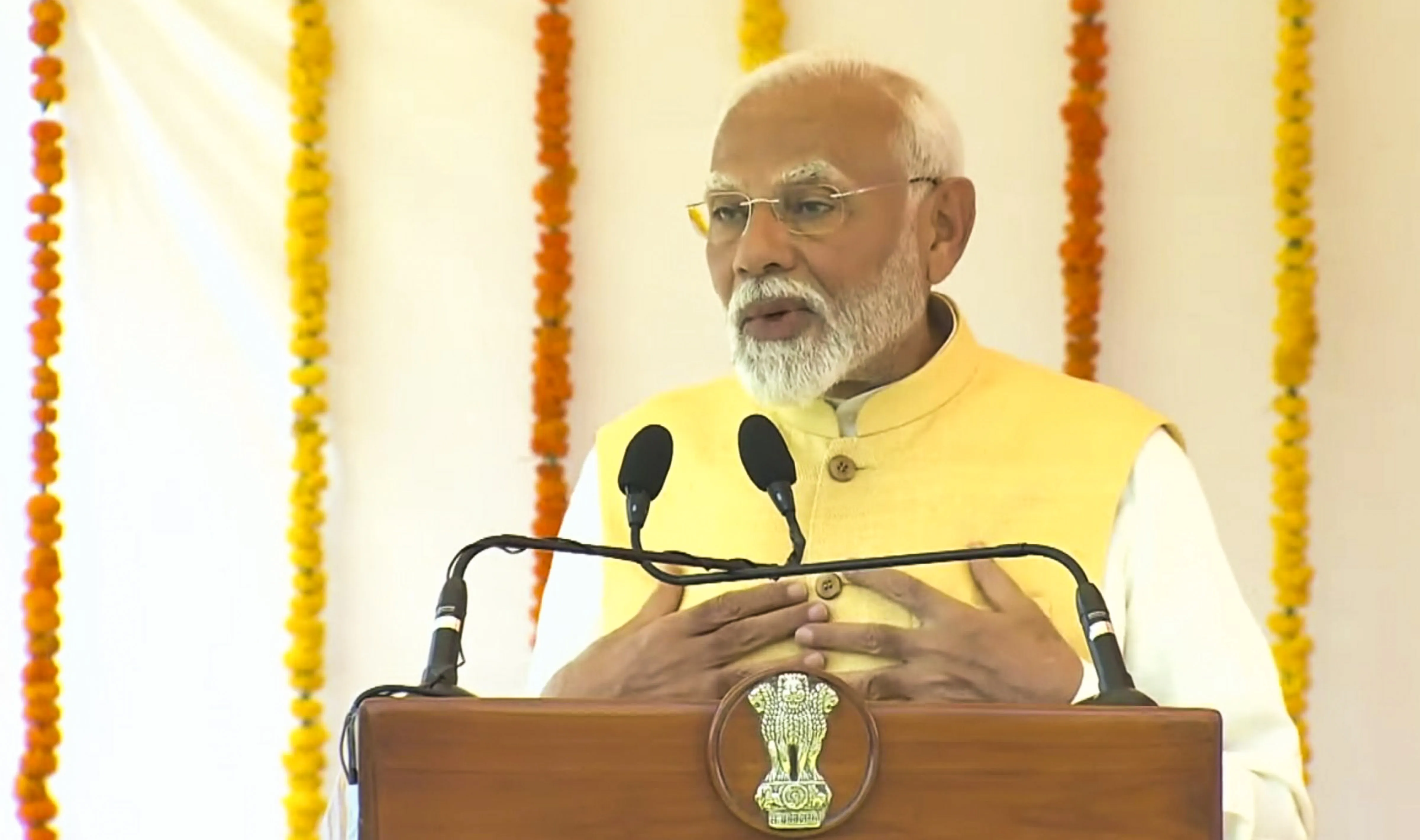 'भारत को विकसित बनाने के लिए अपने आपको खपा दें कर्मचारी', कार्यभार संभालने के बाद बोले PM मोदी 