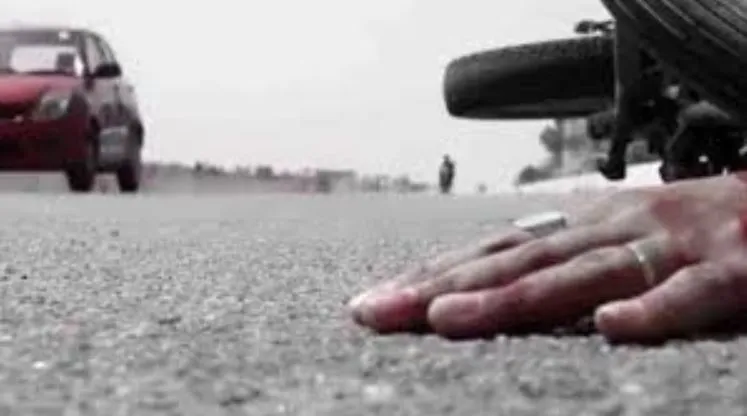 बदायूं: ट्रक की टक्कर से बाइक सवार जूनियर इंजीनियर की मौत