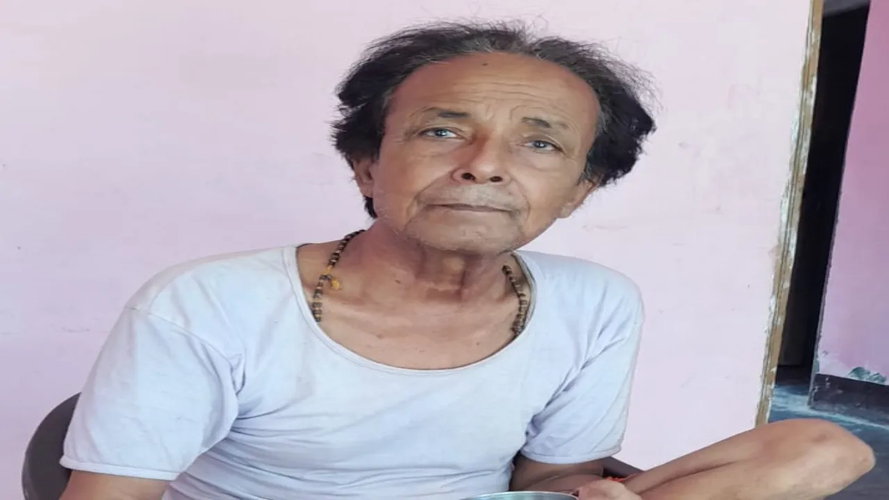 अयोध्या: अंतरराष्ट्रीय कवि जमुना प्रसाद प्रशासन की ज्यादती से परेशान, जानिए क्या है पूरा मामला  