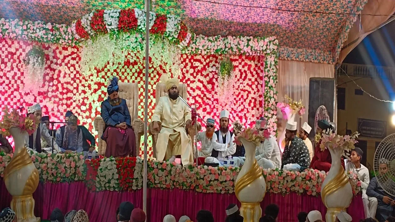 नबी की शान में गुस्ताखी हरगिज बर्दाश्त नहीं :मुफ्ती अशरफ जिलानी अजहरी 