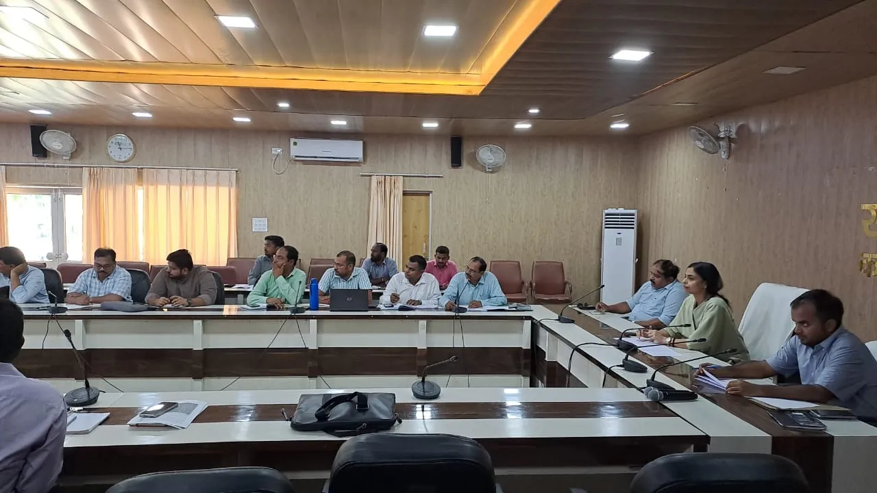 श्रावस्ती जिलाधिकारी की अध्यक्षता में जिला पोषण समिति की बैठक सम्पन्न