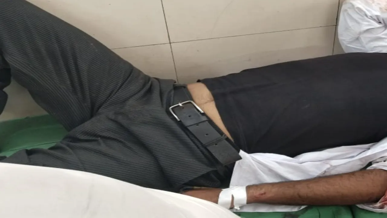 बहराइच: बालू लदी ट्रैक्टर ट्रॉली ने बाइक में मारी ठोकर, अधिवक्ता घायल