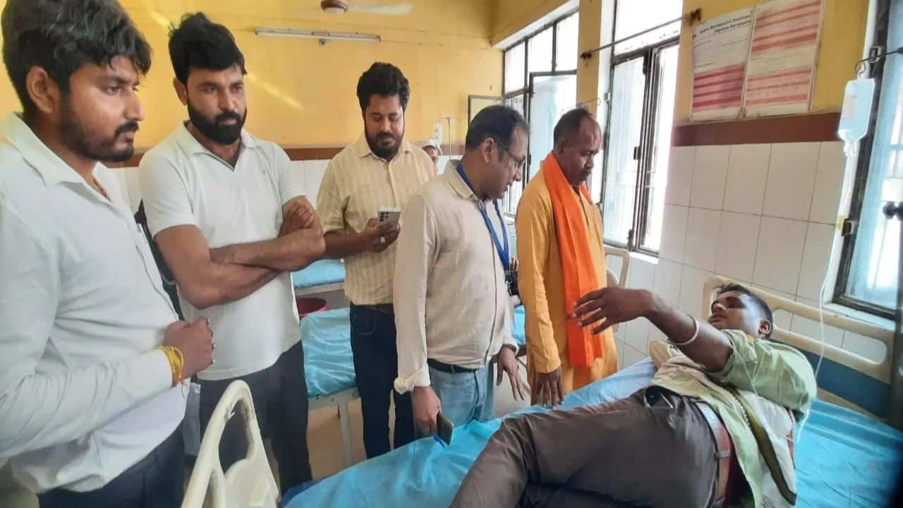 पूर्वांचल विकास बोर्ड सदस्य ने सामुदायिक स्वास्थ्य केंद्र का किया निरीक्षण, बोले-जनता को मिले लाभ