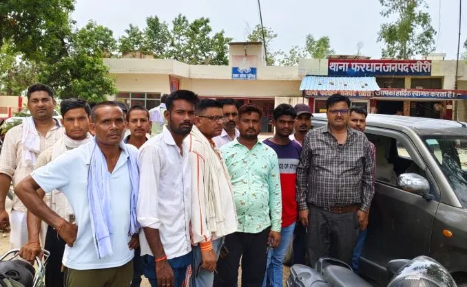 लखीमपुर खीरी: जमीन विवाद में बड़े भाई पर बांके से किए ताबड़तोड़ प्रहार, गंभीर रूप से घायल