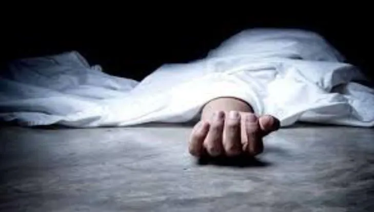  बदायूं: चौथी मंजिल से कूदी मानसिक मंदित महिला की मौत