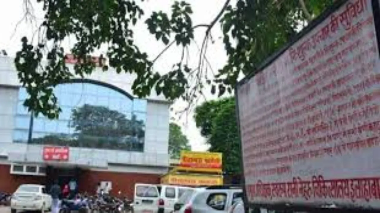हीट स्ट्रोक से घाटों पर बढ़ रही चिताओं की संख्या, पोस्टमार्टम हॉउस में शवों की लग रही कतार 