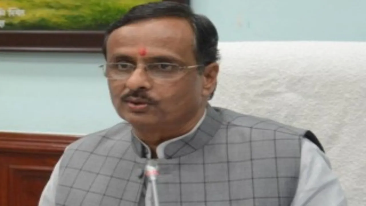 कंचनजंगा एक्सप्रेस ट्रेन हादसा: दिनेश शर्मा ने जताया शोक, कहा-घायलों को सरकार दे रही राहत