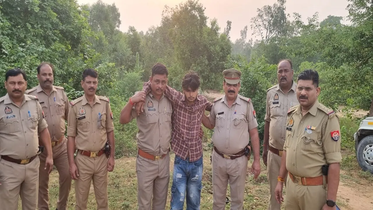 सीतापुर: एटीएम लूटकांड में शामिल बदमाश पुलिस मुठभेड़ में गिरफ्तार, पैर में लगी गोली