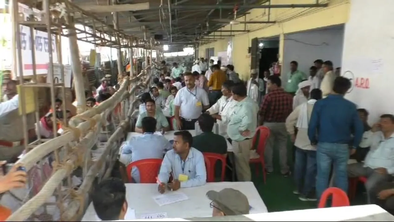 सपा प्रत्याशी की लीड हुई कम, अब भाजपा प्रत्याशी 6081 मतों से आगे