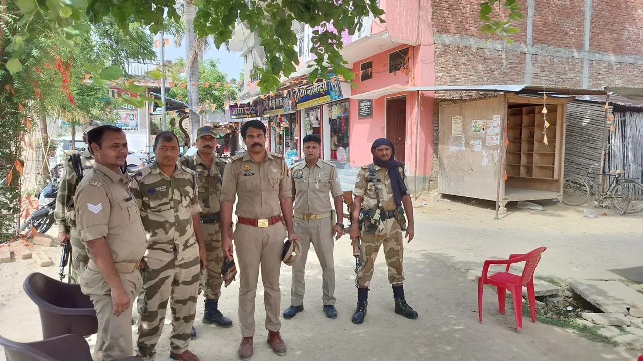 भाजपा नेता पर हमले से कादीपुर में माहौल गर्म, व्यापारियों ने की बैठक, आरोपियों की गिरफ्तारी का मिला आश्वासन   