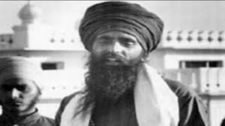 पीलीभीत: गुरुद्वारे के भीतर लगाया भिंडरावाला का पोस्टर, तहसीलदार से बातचीत के बाद कमेटी ने हटाया