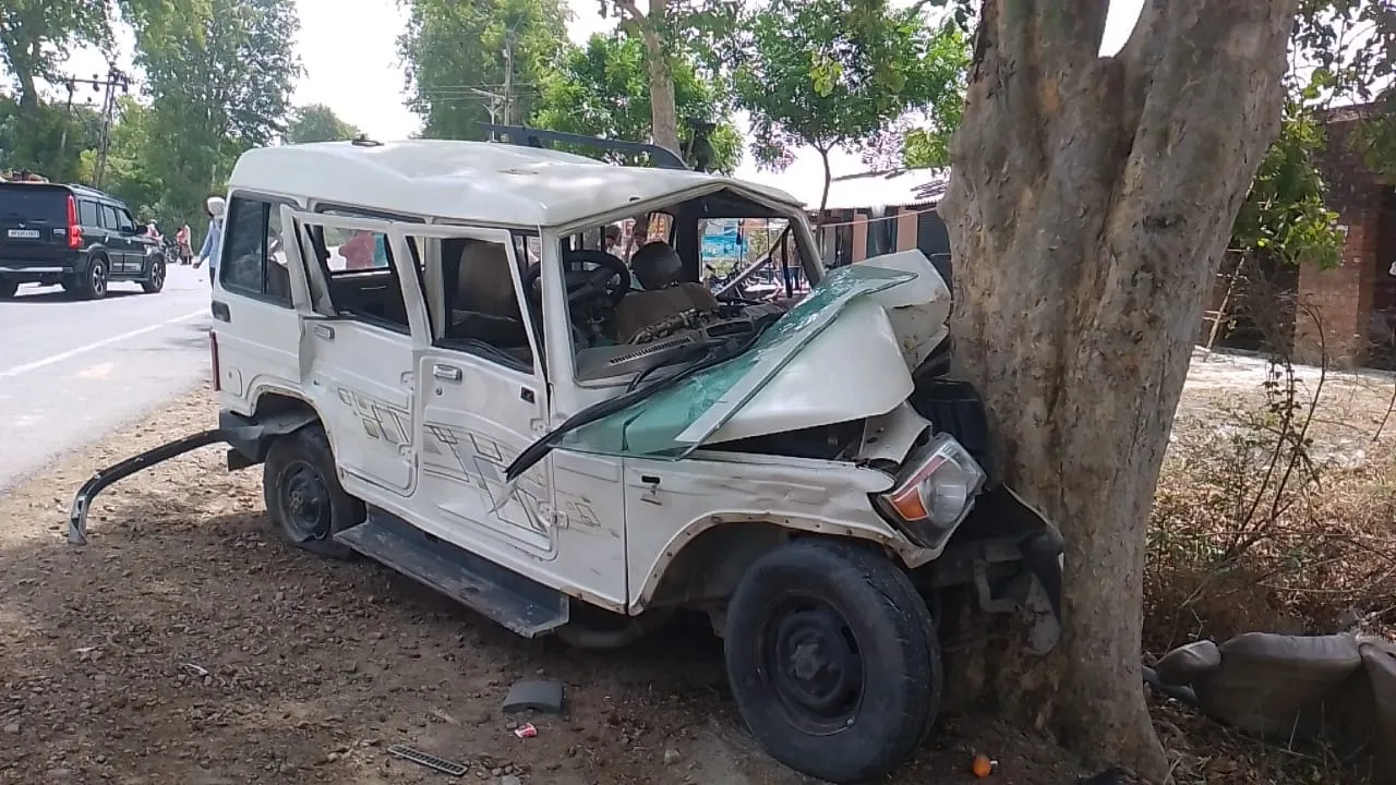 अमेठी में बड़ा सड़क हादसा, मां-बेटे समेत 5 की मौत, छह लोग घायल   