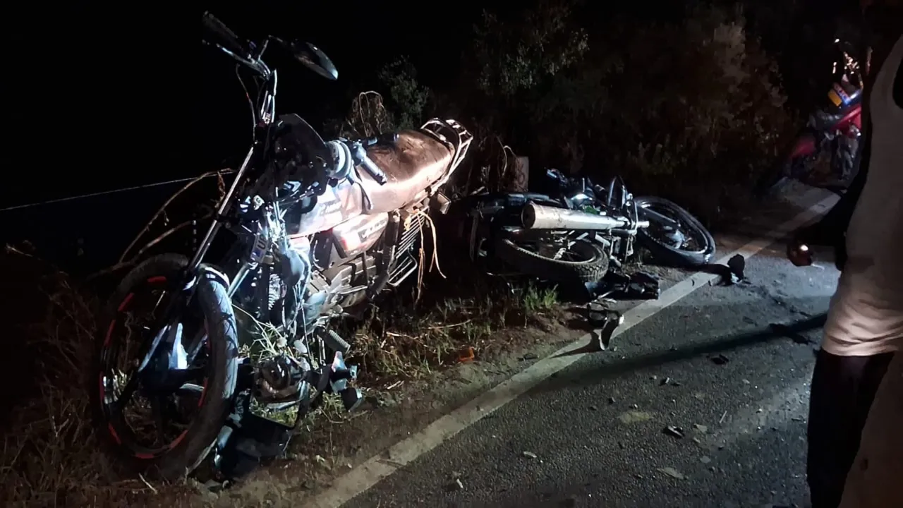 सीतापुर: दो बाइकों की भिड़न्त में बाइक सवार 2 युवकों की मौत