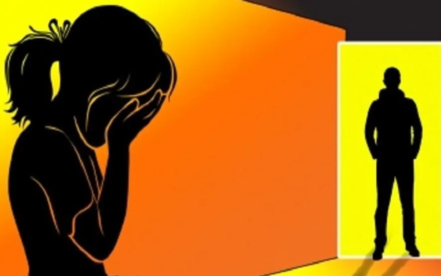 बरेली: पड़ोसी ने किशोरी से की दुष्कर्म की कोशिश, विरोध करने पर बड़ी बहन से की अश्लील हरकत