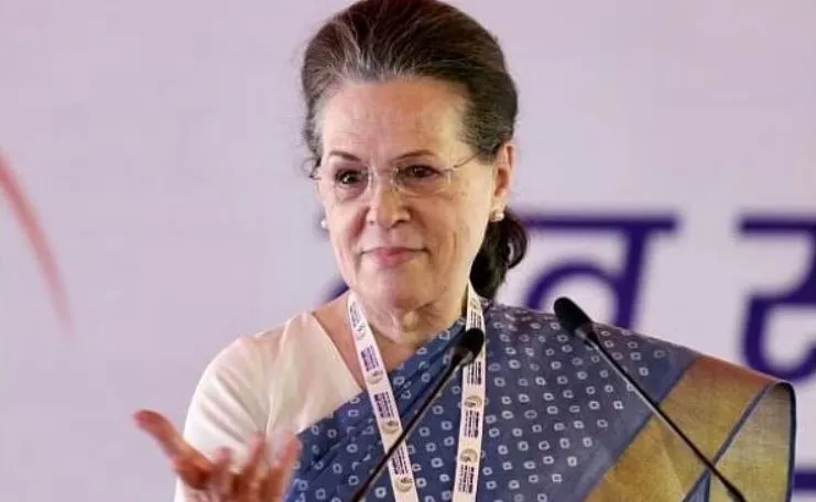 मोदी की राजनीतिक और नैतिक हार हुई, नेतृत्व का अधिकार खो दिया: सोनिया गांधी 