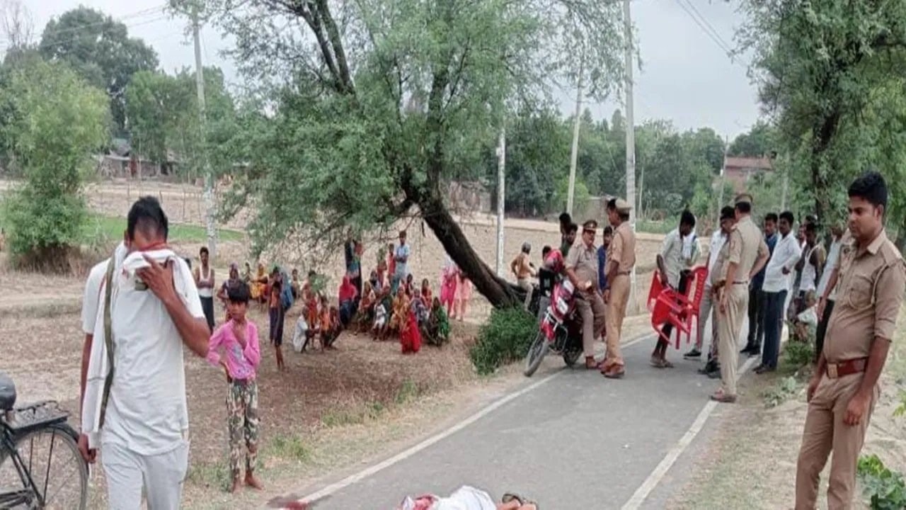 बहराइच: जमीनी विवाद में बुजुर्ग की पीटकर हत्या! बेटी ने पोते पर लगाया आरोप