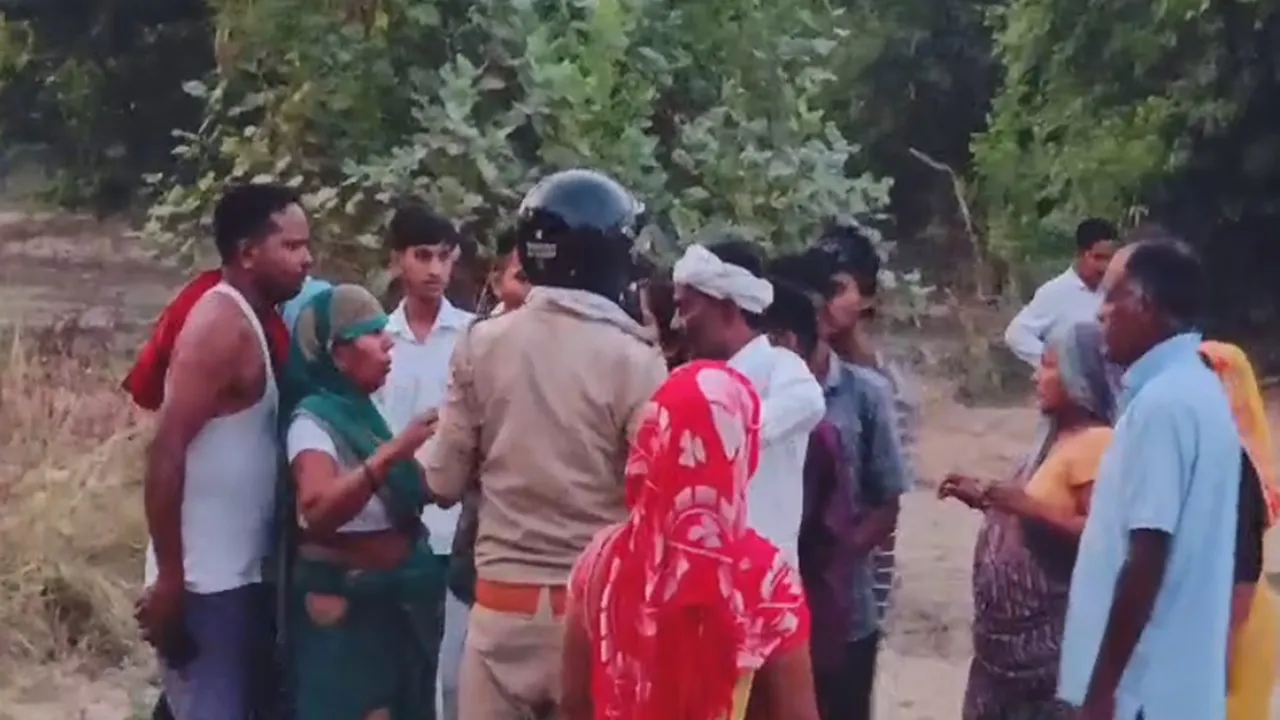 रायबरेली: जमीन विवाद सुलझाने पहुंचे पुलिस कर्मियों से अभद्रता, वीडियो वायरल
