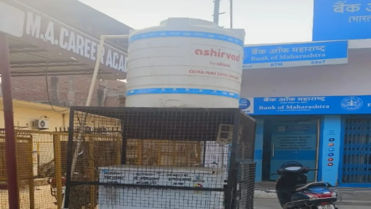 शोपीस बनकर रह गए भिनगा नगर पालिका क्षेत्र में वाटर कूलर, अधिकारी मौन  