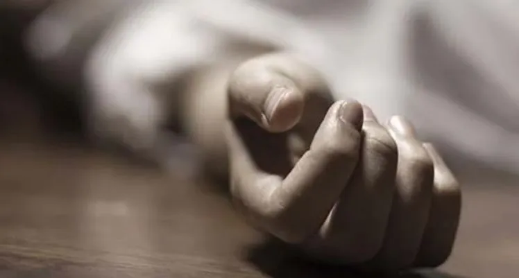 Bareilly News: सेना के हवलदार की पत्नी ने की आत्महत्या 