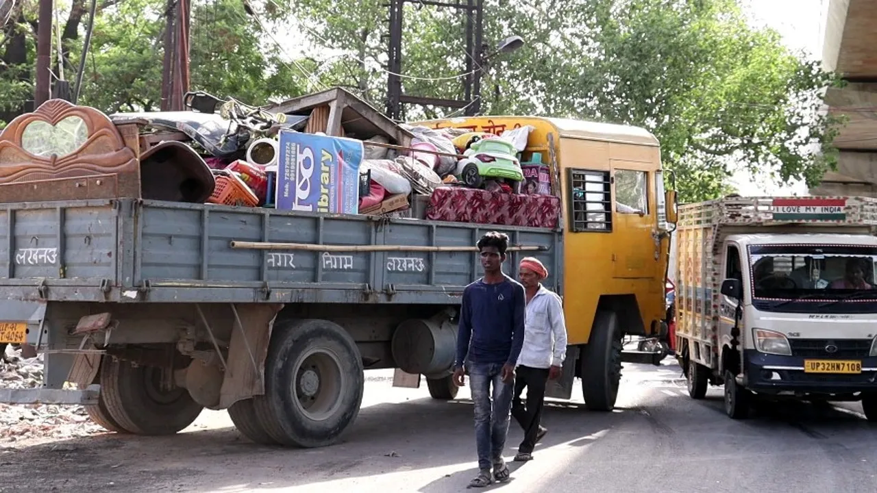 Akbarnagar, demolition action (3)