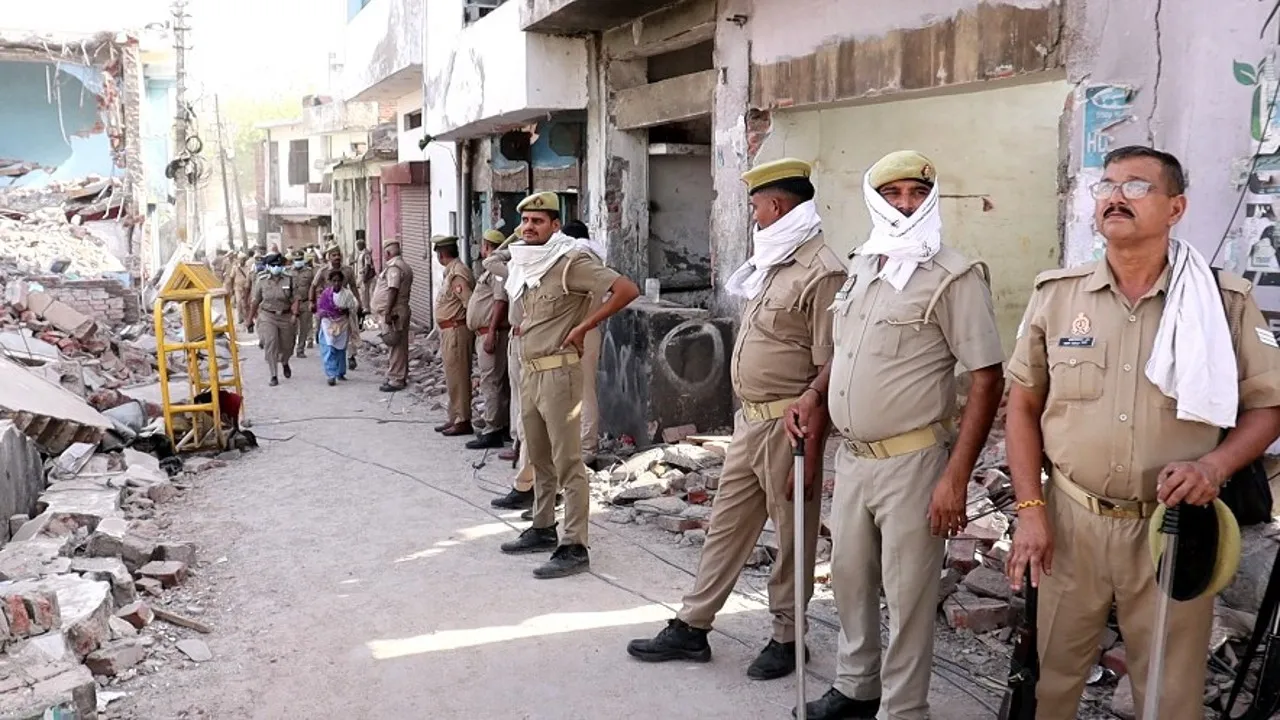 Akbarnagar, demolition action (4)