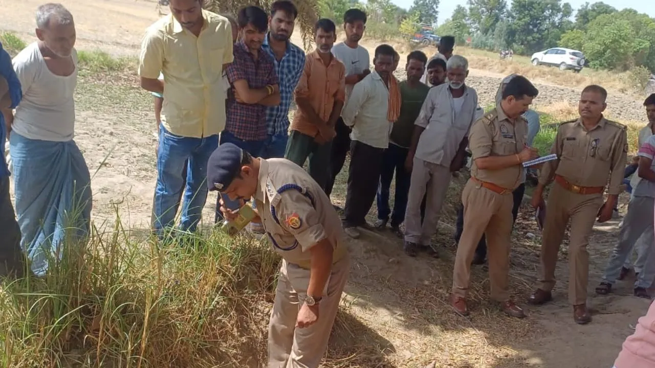 Auraiya Crime: खेत की रखवाली करने गए किसान की संदिग्ध परिस्थितियों में मौत...परिजनों में मचा कोहराम