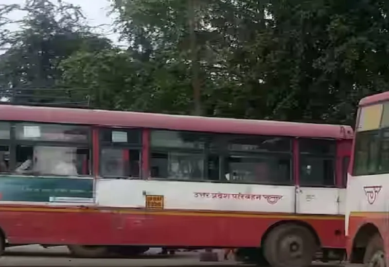मुरादाबाद : किराए के विवाद में रोकी रोडवेज बस, परिचालक व यात्रियों से की अभद्रता...आरोपी गिरफ्तार