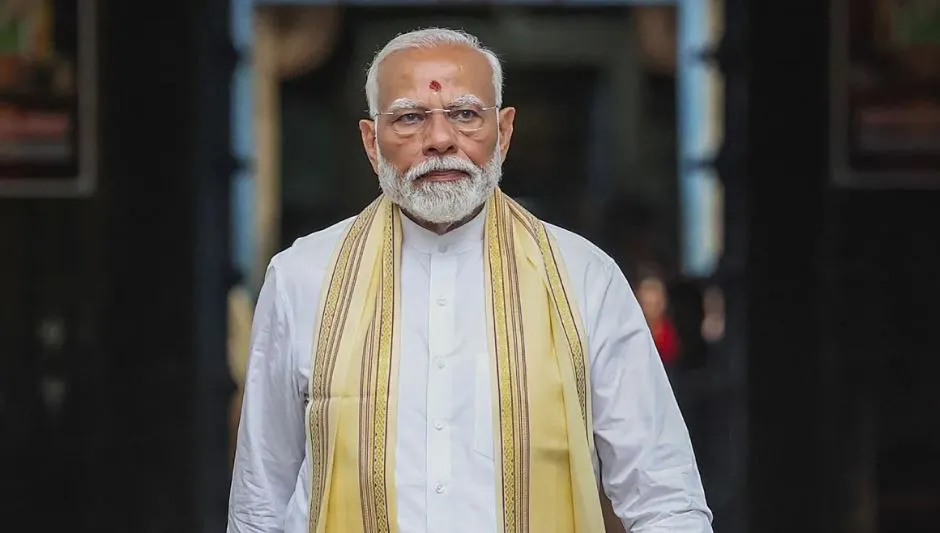 राष्ट्रपति भवन पहुंचे नरेंद्र मोदी, लगातार तीसरी बार बनेगी एनडीए सरकार, पेश किया दावा 
