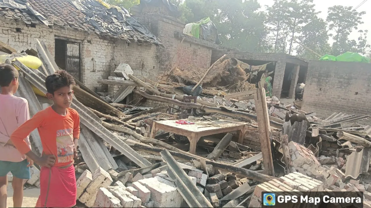 बहराइच में बड़ा हादसा: टीन शेड गिरने से एक ही परिवार के सात लोग घायल, दो रेफर