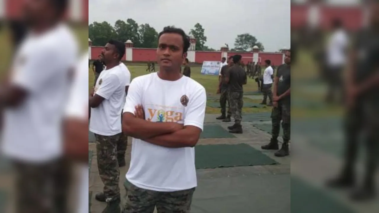 Kanpur: नक्सलियों ने घात लगाकर CRPF के काफिले पर किया हमला, शहीद हुआ कानपुर का लाल, परिजनों में मची चीख पुकार