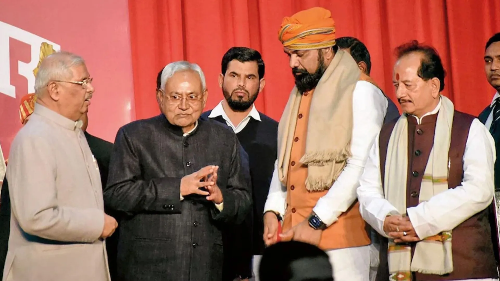 'नीतीश के नेतृत्व में लड़ेंगे 2025 का बिहार विधानसभा चुनाव', भाजपा का बड़ा ऐलान