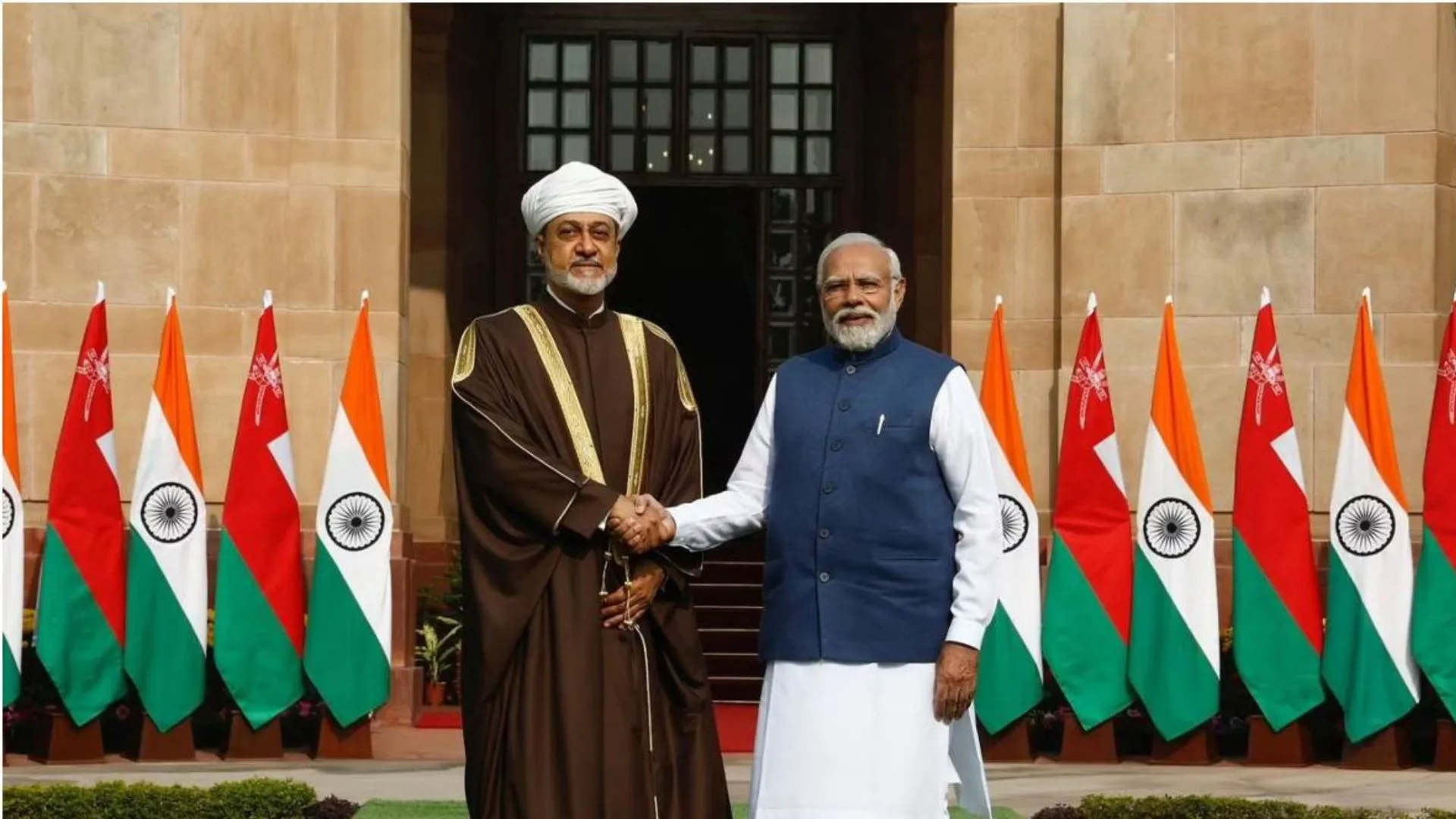 ओमान के सुल्तान ने पीएम मोदी को फोन कर दी बधाई, दोनों देशों के संबंधों पर की चर्चा 