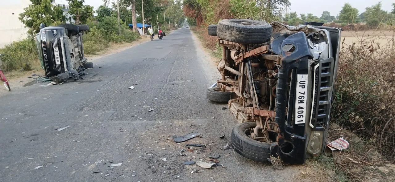 खटीमा: मां पूर्णागिरी के श्रद्धालुओं की कारों की टक्कर में 5 घायल