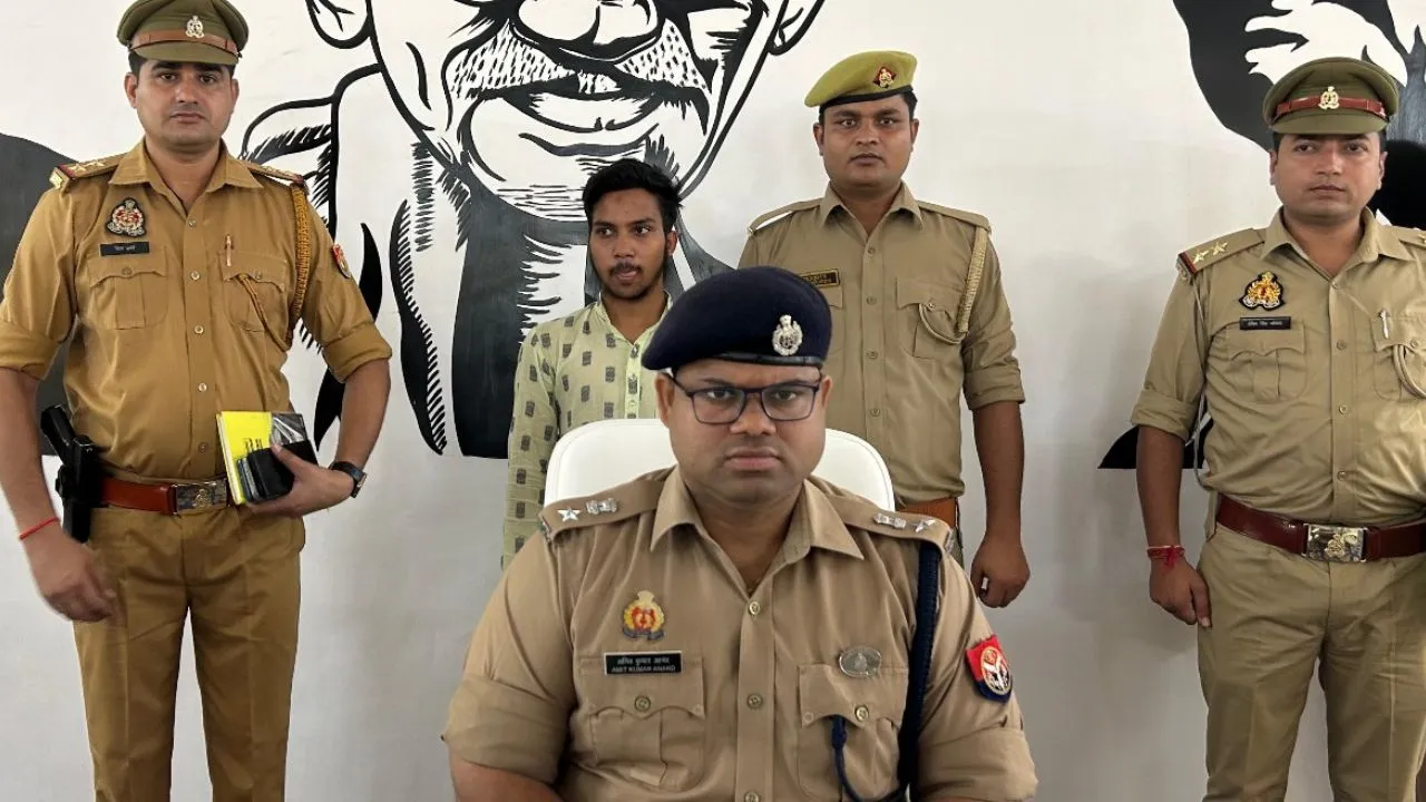 Kannauj: सोशल मीडिया पर भड़काऊ पोस्ट करने वाला गिरफ्तार...भाजपाइयों ने नाराज होकर कोतवाली का किया था घेराव