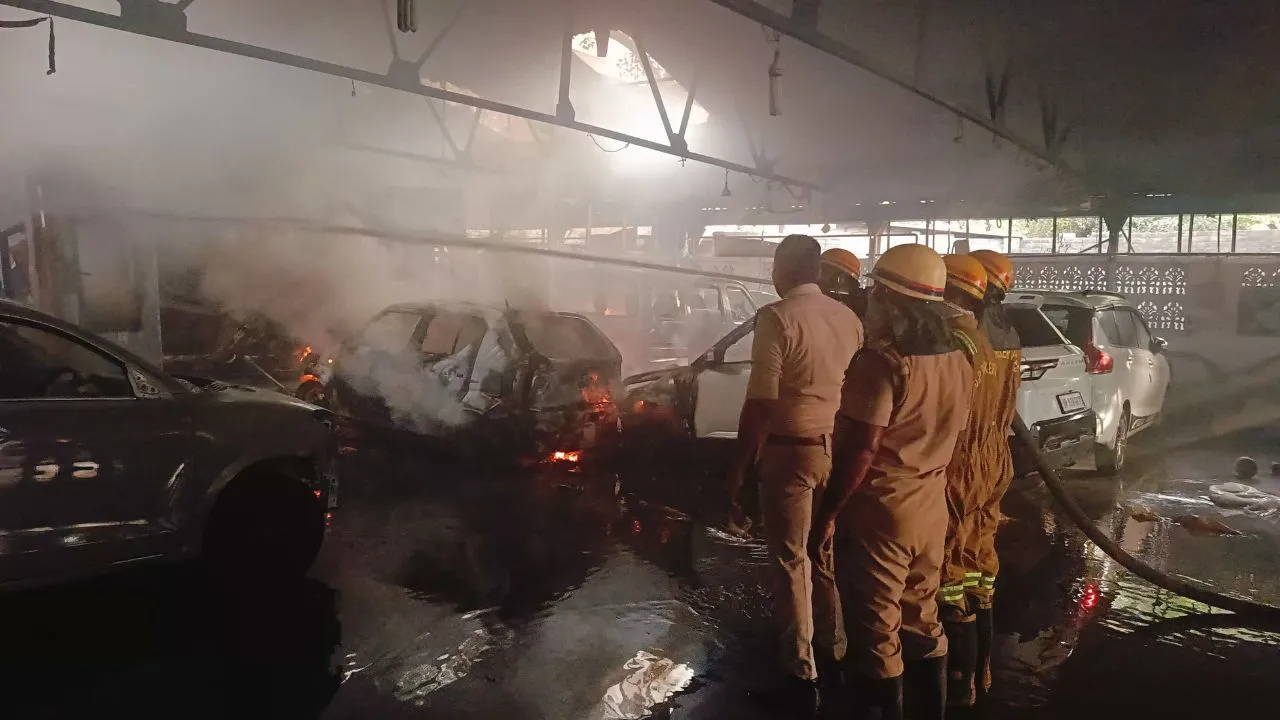 Kanpur Fire (10)