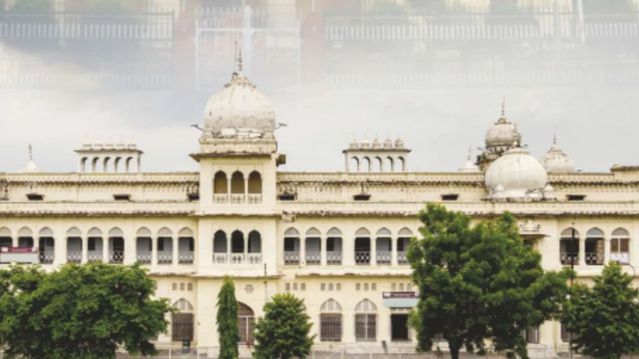 Lucknow University: नेट और जेआरएफ में छात्रों ने फहराया परचम, नेट में 213 और जेआरएफ 48 ने किया क्वालीफाई