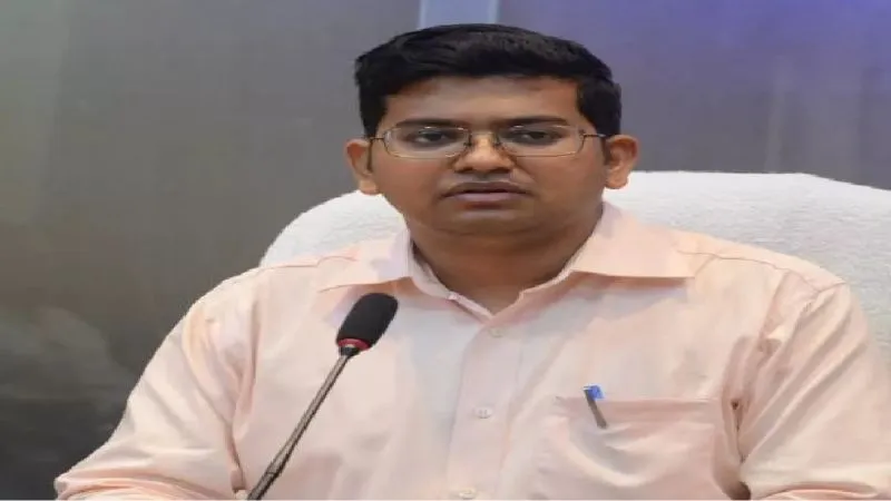 Kanpur: वायु प्रदूषण रोकथाम में नंबर वन, Smart City ने बढ़ाई शान, नगर आयुक्त शिवशरणप्पा GN का चित्रकूट के जिलाधिकारी पद पर स्थानांतरण 