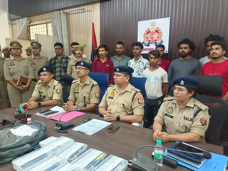 मुरादाबाद : फर्जी कॉल सेंटर चलाकर बेरोजगारों को ठगने वाले 9 गिरफ्तार, एसएसपी ने किया खुलासा