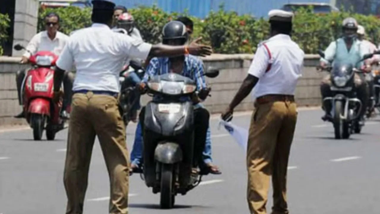 Kanpur में ट्रैफिक नियमों के उल्लंघन में एक दिन में रिकॉर्ड तोड़ चालान...आठ के खिलाफ FIR भी दर्ज