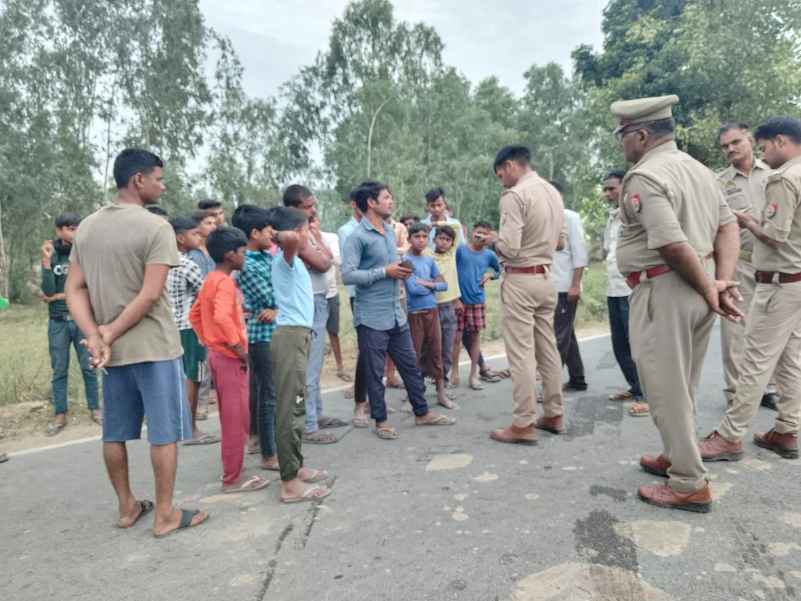 शाहजहांपुर: ट्रैक्टर-ट्रॉली और पिकअप की आमने-सामने टक्कर, एक की मौत