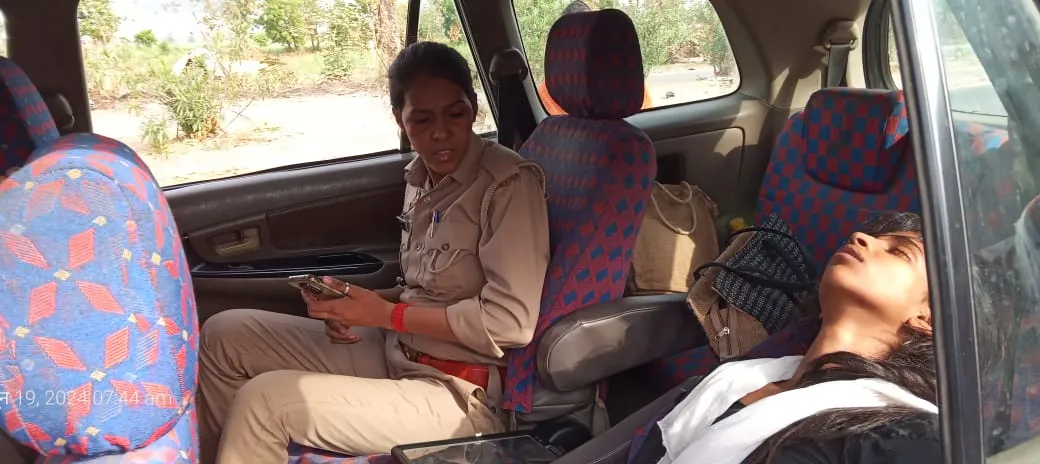 लखीमपुर-खीरी: कार सवारों ने पीलीभीत की किशोरी को सड़क किनारे फेंका, जांच में जुटी पुलिस