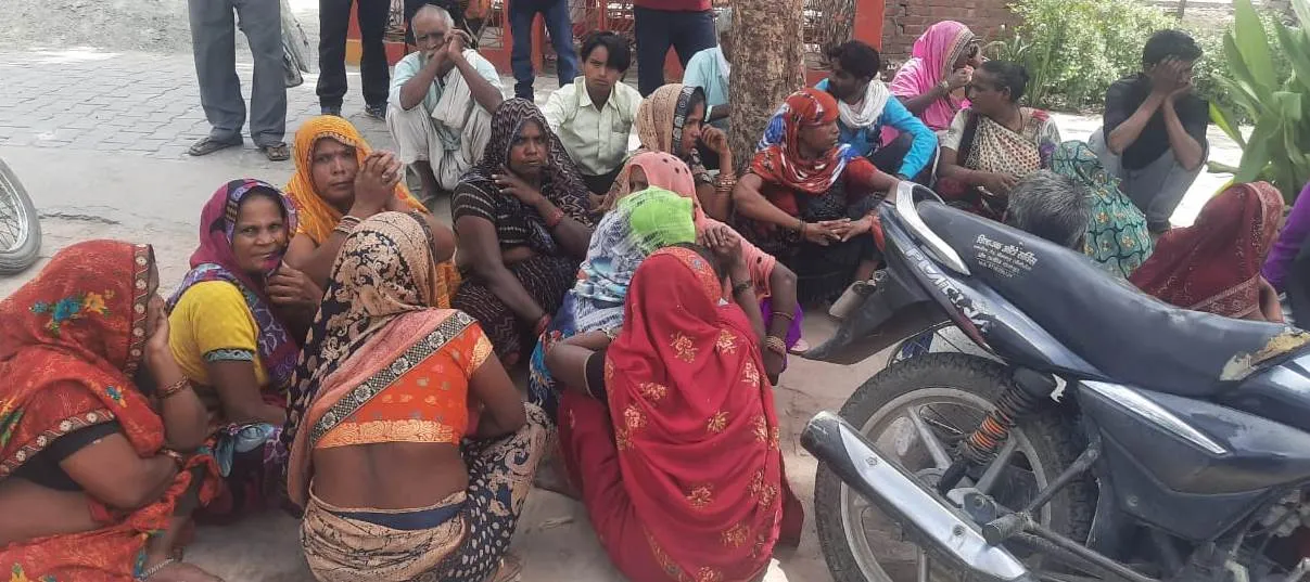 पीलीभीत: विवाहिता की संदिग्ध हालात में मौत, 2 दिन पहले ही दिया था बेटे को जन्म...मायके वालों ने लगाए हत्या के आरोप 