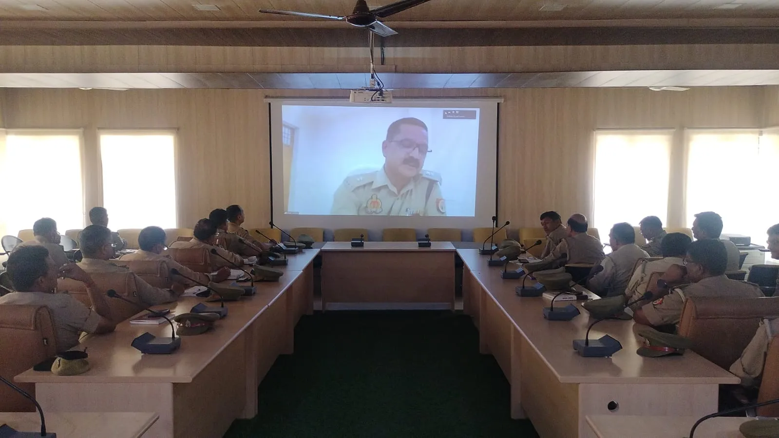 कासगंज: प्रभावी हो रहे नए कानून लागू होने से पहले दिया गया प्रशिक्षण, पुलिस अधिकारियों और विधि विशेषज्ञों ने दी जानकारी