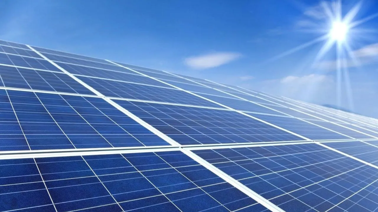 लखनऊ में सर्वाधिक रूफटॉप सोलर इंस्टॉलेशन : यूपी में 3 लाख पार