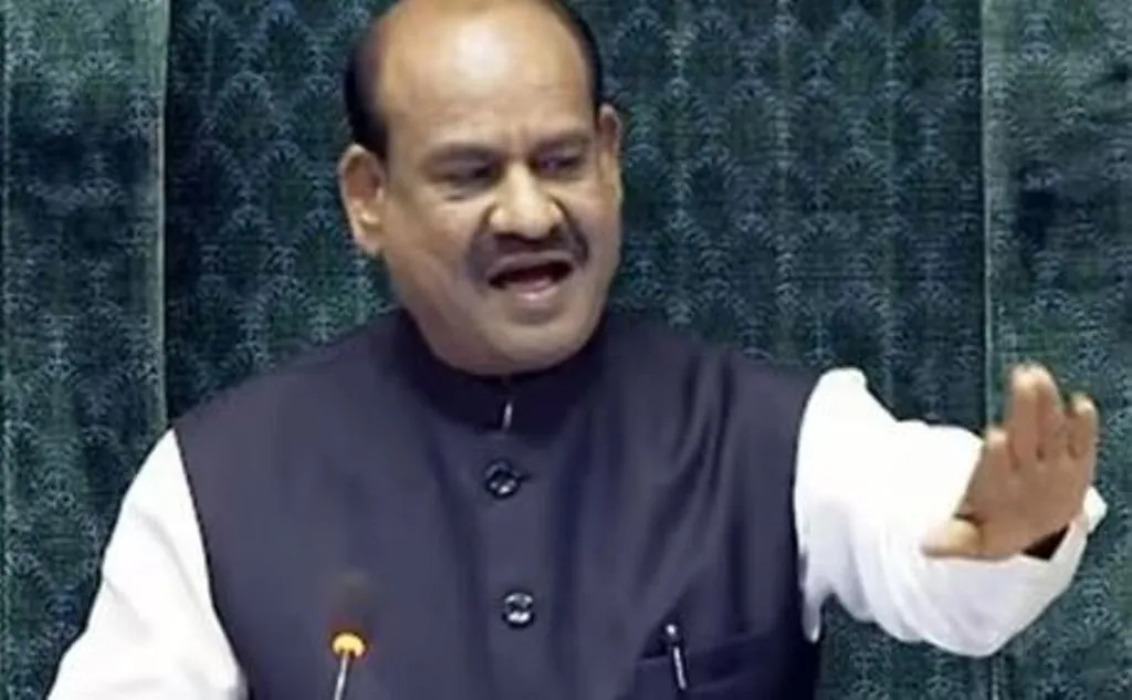 ओम बिरला ने लोकसभा में की आपातकाल की निंदा, विपक्ष ने किया हंगामा 