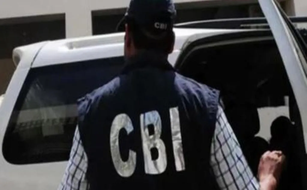 NEET-UG प्रश्नपत्र लीक मामले में CBI ने गुजरात में सात स्थानों पर की छापेमारी  