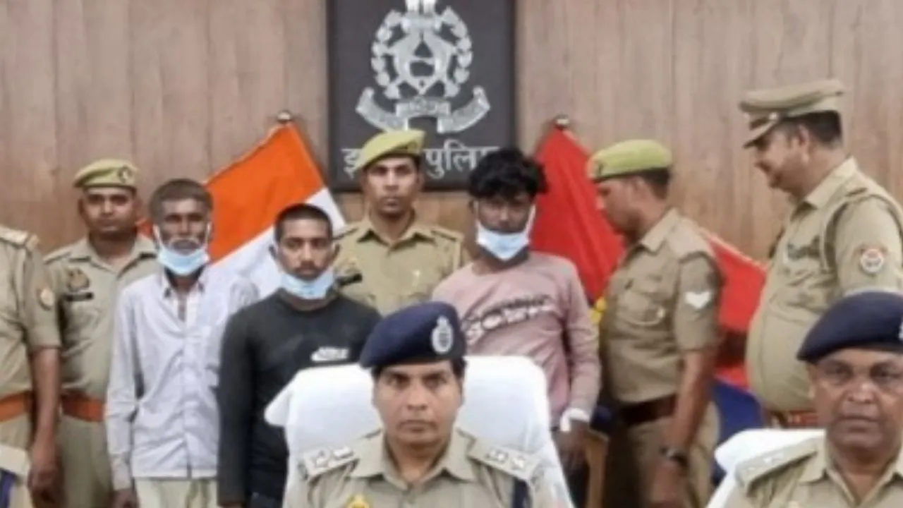 Etawah: पुलिस ने मुठभेड़ में तीन गोतस्करों को किया गिरफ्तार, तस्करों की फायरिंग से बाल-बाल बचे थाना प्रभारी