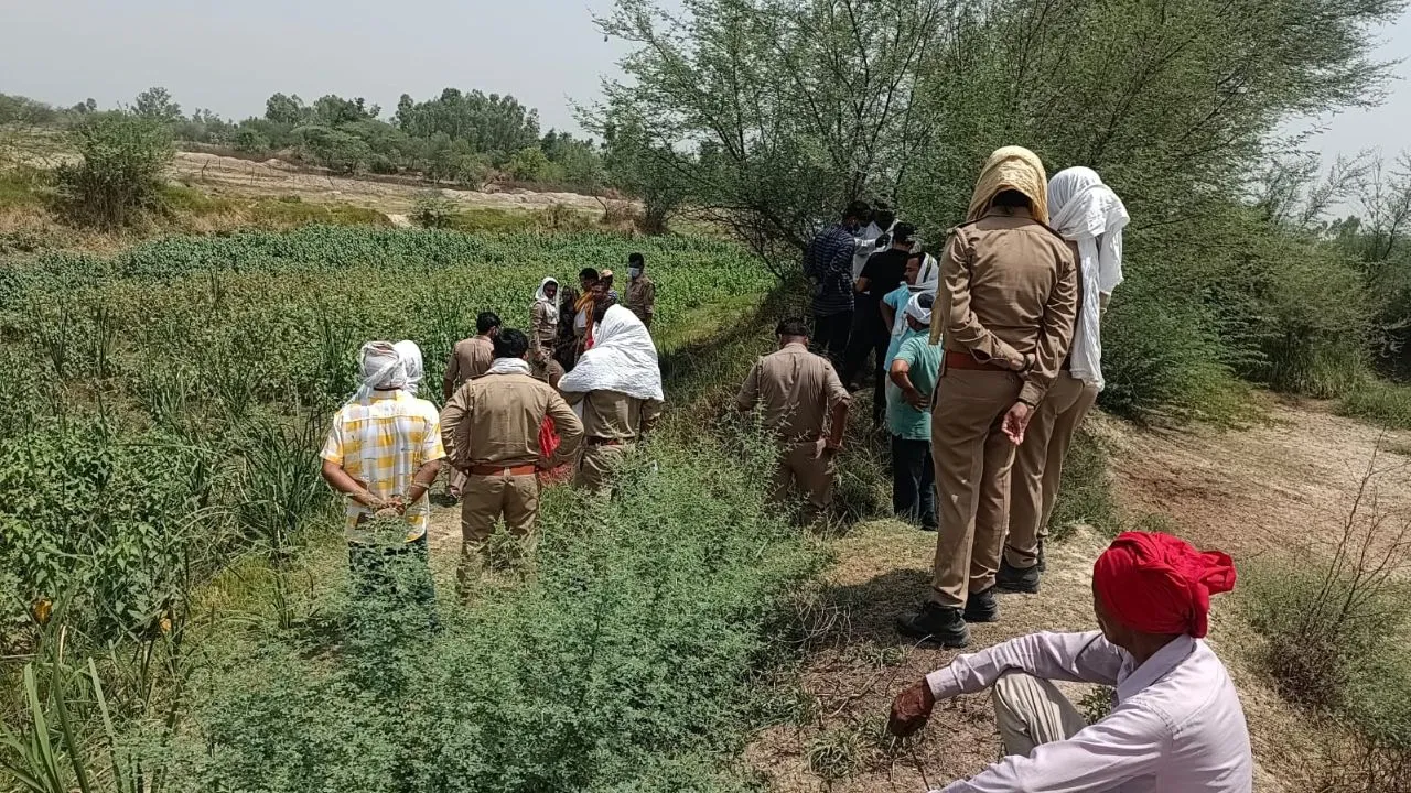 Unnao: कोर्ट के आदेश पर कब्र खोद निकाला गया किशोरी का शव, हुआ पोस्टमार्टम, पुलिस पर लगे थे गंभीर आरोप